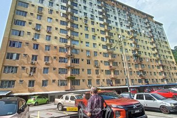 Jemerlang Apartment, Selayang Heights