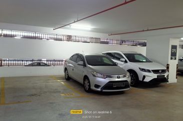 Galleria 2 @ Equine Park