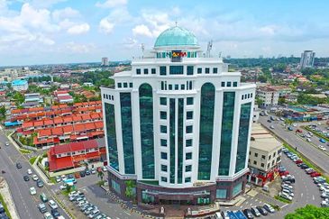 CORPORATE OFFICE @ WISMA NAIM KUCHING FOR SALE