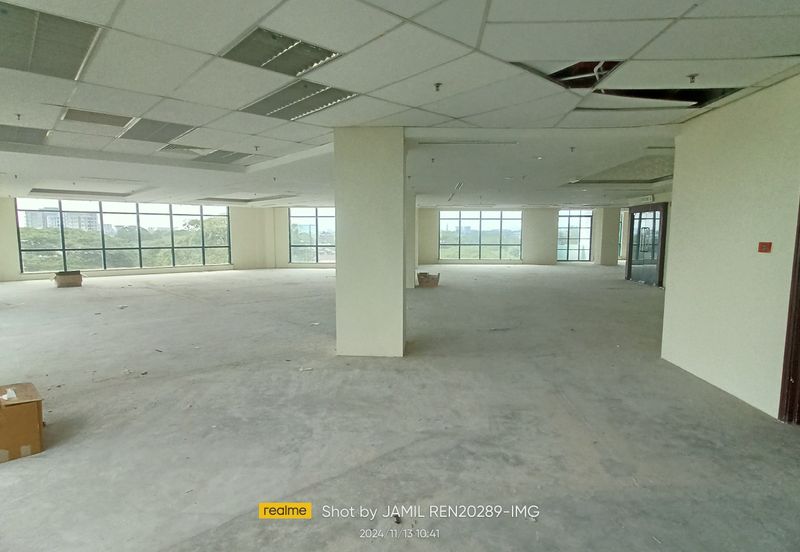 CORPORATE OFFICE @ WISMA NAIM KUCHING FOR SALE
