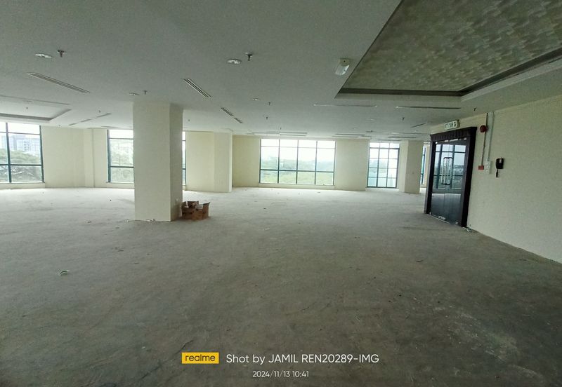 CORPORATE OFFICE @ WISMA NAIM KUCHING FOR SALE