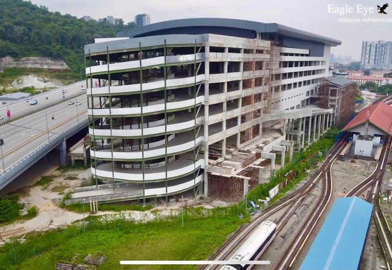 Platinum Hill Condo Pv8