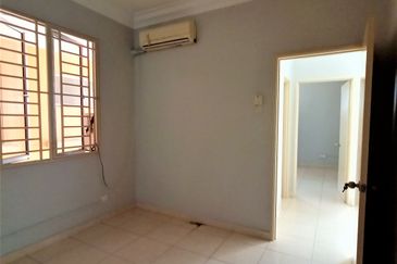 Platinum Hill Condo Pv8