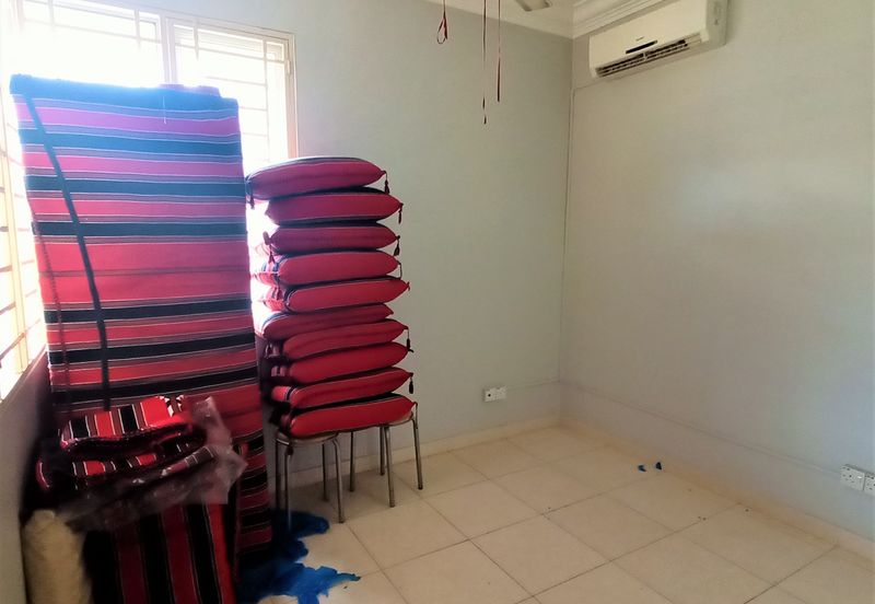 Platinum Hill Condo Pv8