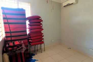 Platinum Hill Condo Pv8