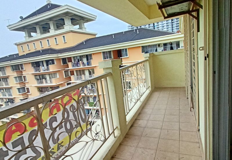 Platinum Hill Condo Pv8