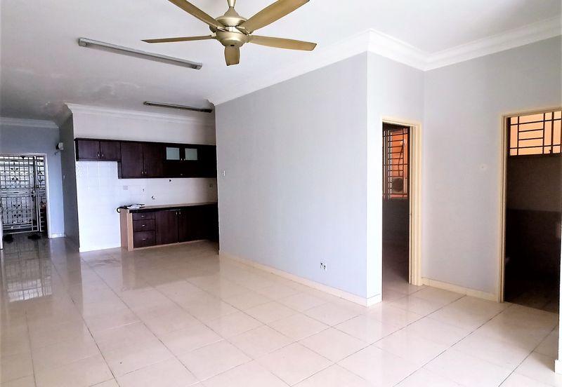 Platinum Hill Condo Pv8