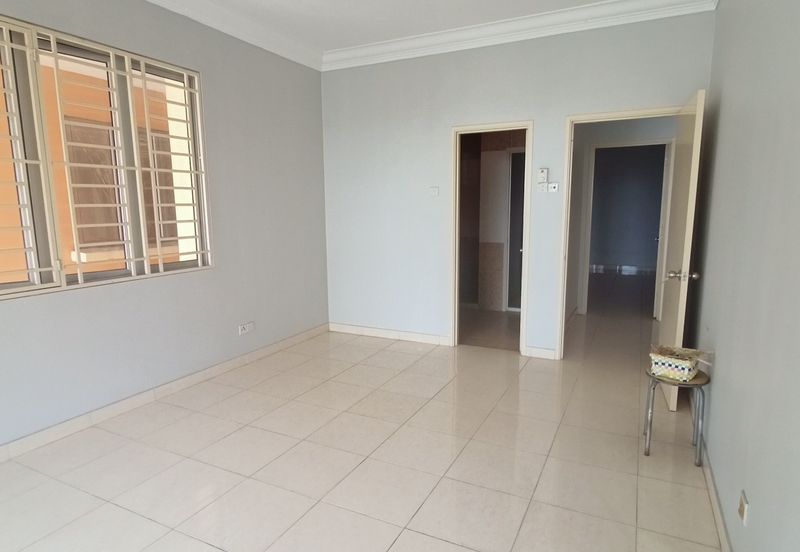 Platinum Hill Condo Pv8