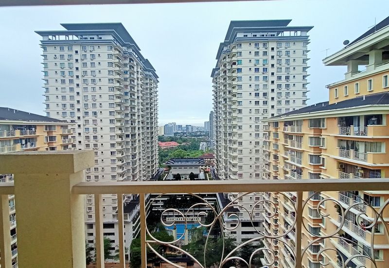 Platinum Hill Condo Pv8