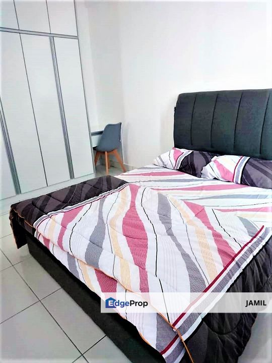 PUNCAK 7 RESIDENSI SHAH ALAM CORNER SELLING FULLY FURNISHED, Selangor, Shah Alam
