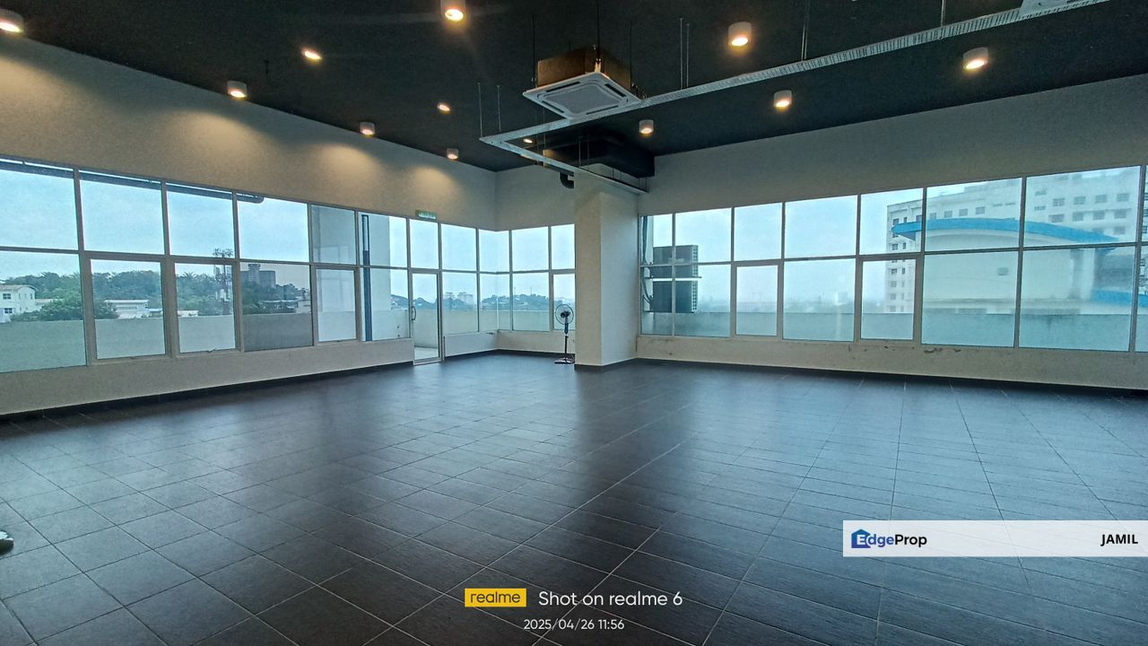 PUNCAK 7 RESIDENSI SHAH ALAM CORNER SELLING FULLY FURNISHED, Selangor, Shah Alam