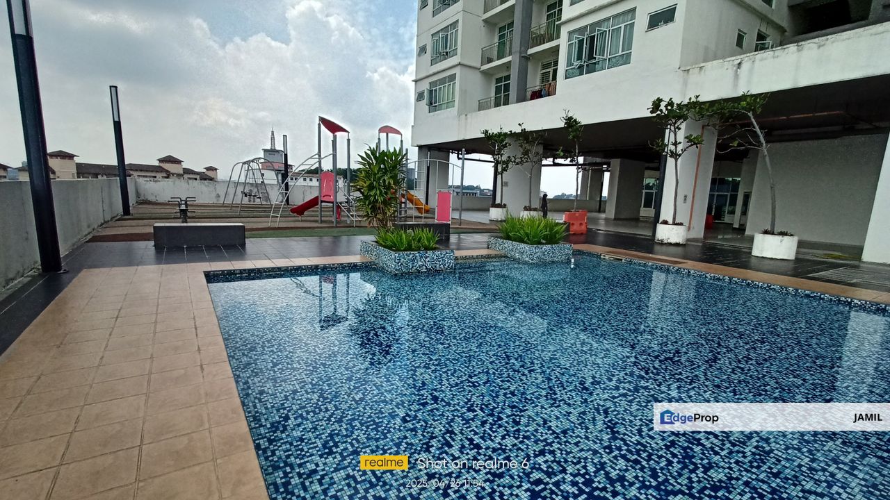 PUNCAK 7 RESIDENSI SHAH ALAM CORNER SELLING FULLY FURNISHED, Selangor, Shah Alam