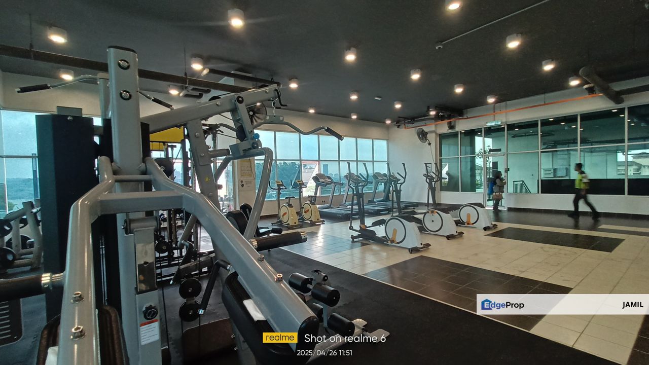 PUNCAK 7 RESIDENSI SHAH ALAM CORNER SELLING FULLY FURNISHED, Selangor, Shah Alam