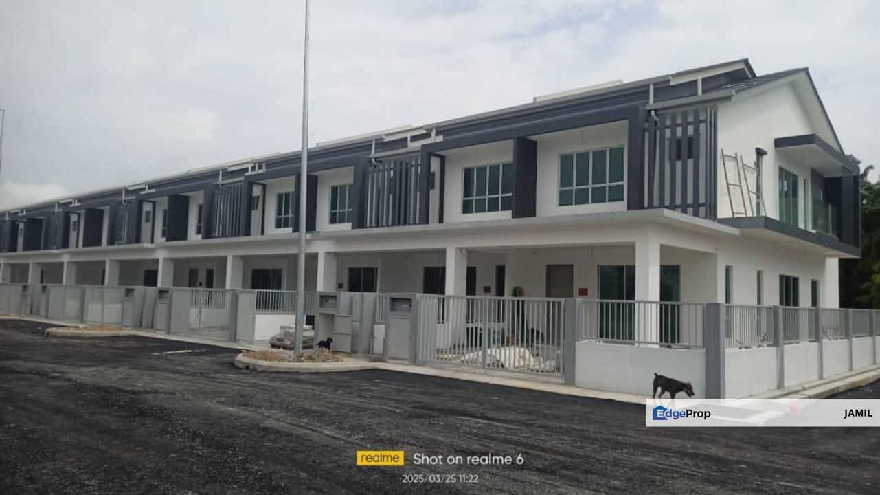 SPACIOUS LARGE NEW LAUNCH PROJECT KOTA WARISAN, Selangor, Sepang