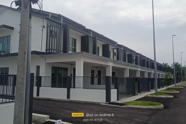 Taman Kota Warisan Permai