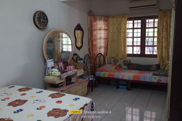 Jalan Pandamaran Jaya 10