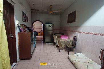 Jalan Pandamaran Jaya 10