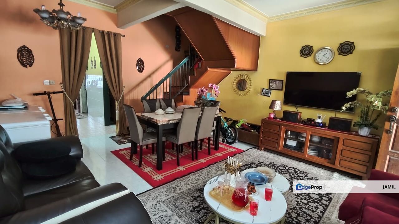 Bandar Tasik Puteri rumah teres 2 tingkat mengadap kawasan lapang untuk dijual, Selangor, Rawang