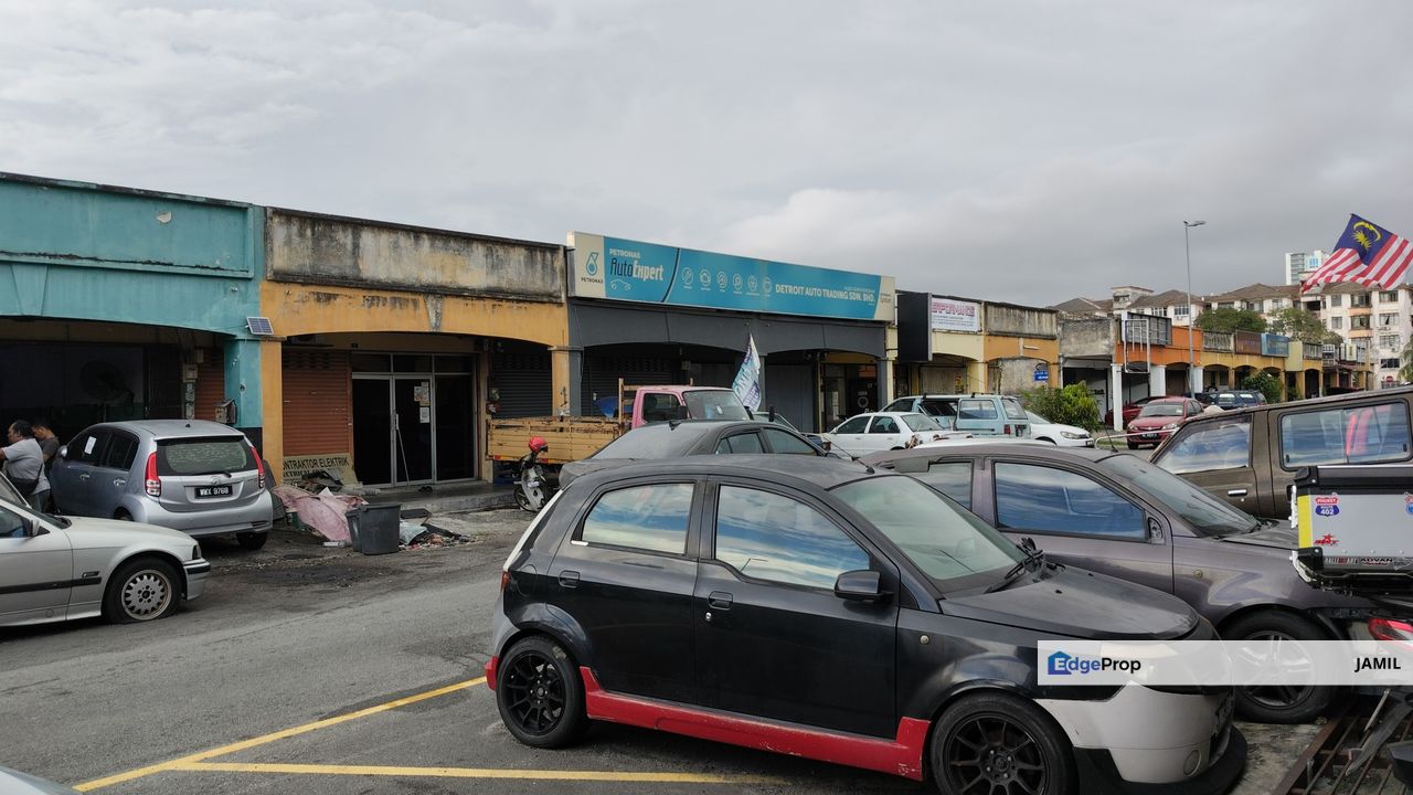 1-Storey Shop Near Cyberjaya, Putrajaya & Access to MEX well kept, Selangor, Puchong