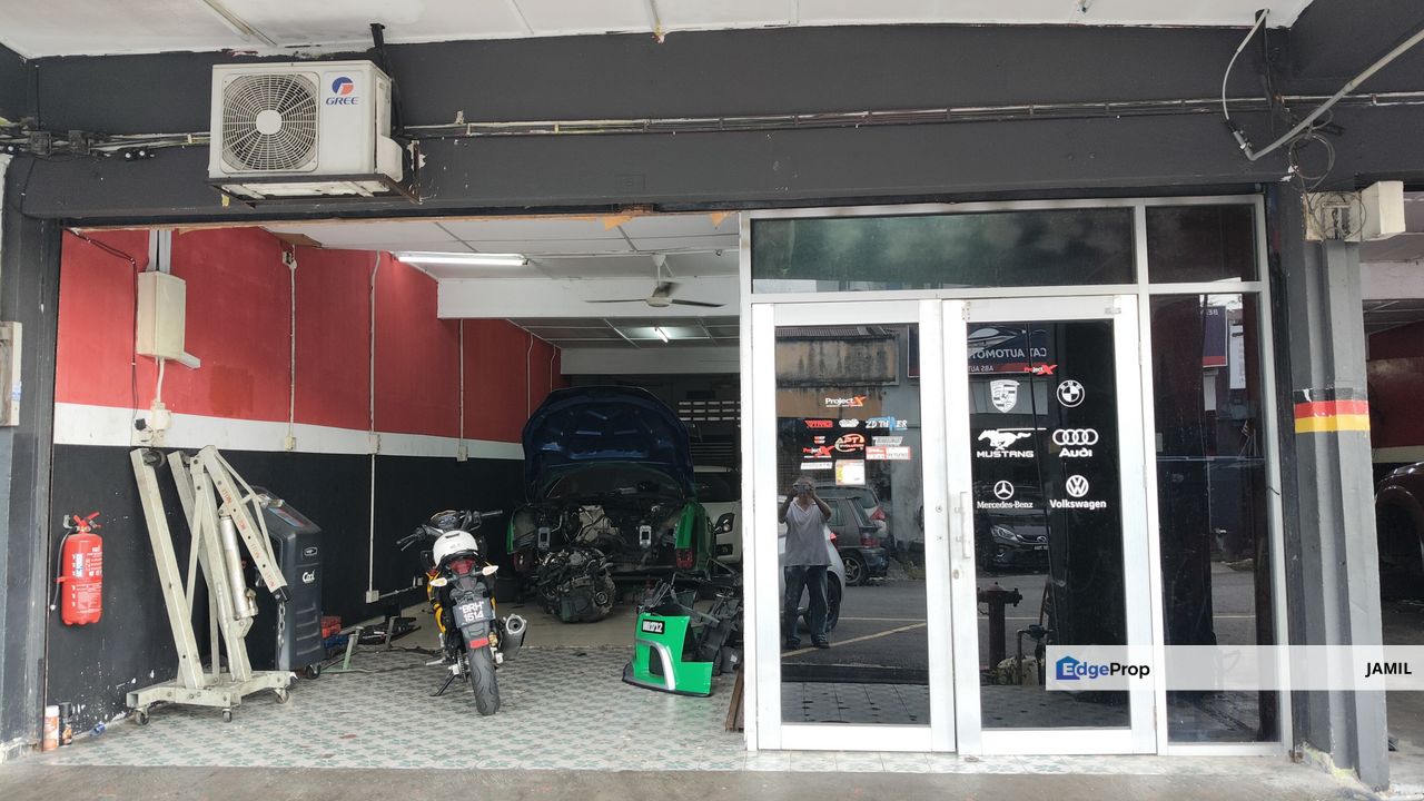1-Storey Shop Near Cyberjaya, Putrajaya & Access to MEX well kept, Selangor, Puchong