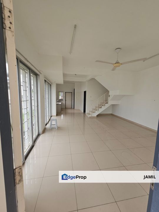 ACACIA PARK @ BANDAR TASIK PUTERI RAWANG 2-STOREY END-LOT FACING SOUTH, Selangor, Rawang