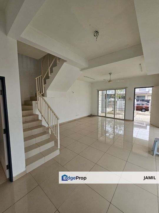 ACACIA PARK @ BANDAR TASIK PUTERI RAWANG 2-STOREY END-LOT FACING SOUTH, Selangor, Rawang