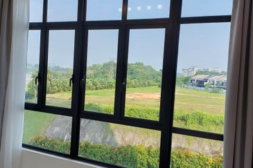 Zentro Residences @ 16 Sierra