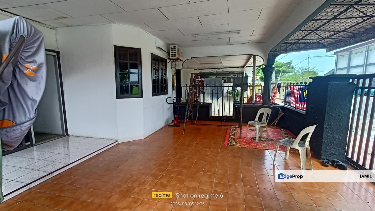 Teres 1 1/2 tingkat siap ubahsuai Pandamaran Jaya Pelabuhan Klang, Selangor, Port Klang