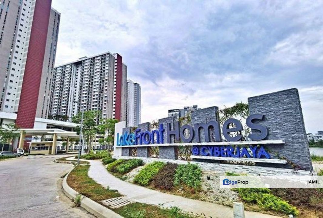 Lakefront Homes 1010 sqft spacious with 2 Carparks | Best Value Unit, Selangor, Cyberjaya