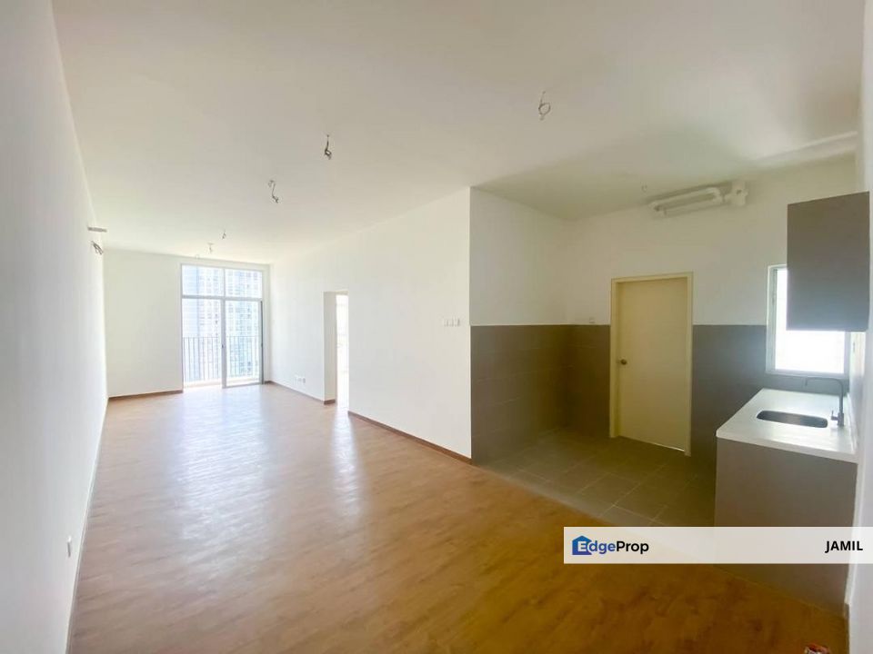 Lakefront Homes 1010 sqft spacious with 2 Carparks | Best Value Unit, Selangor, Cyberjaya