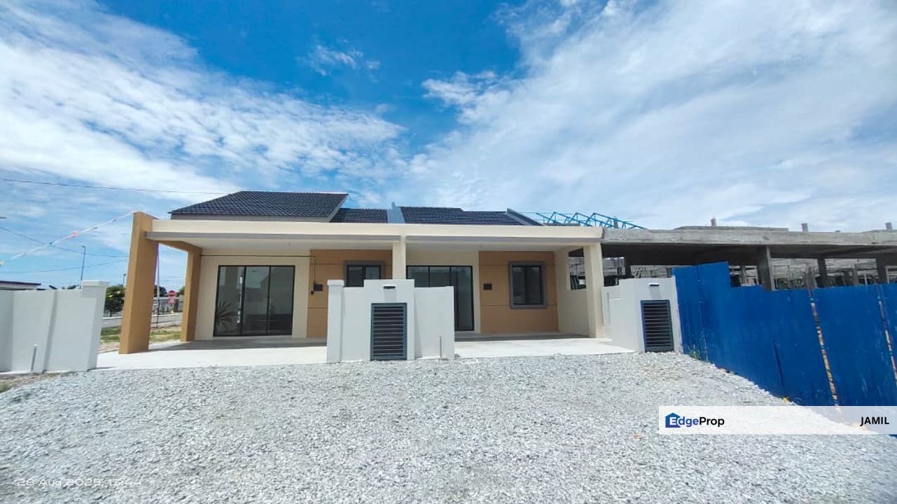 Taman Intan Baiduri Salak Tinggi New Single Storey Link House , Selangor, Sepang