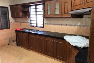 JALAN SP 7/4 BANDAR SAUJANA PUTRA