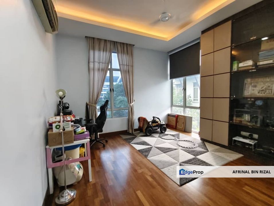 LAMAN SERI BUNGALOW SEKSYEN 13 SHAH ALAM FOR SALE, Selangor, Shah Alam