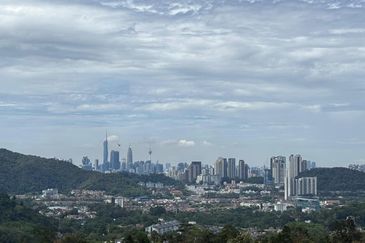 PREMIUM LAND NEAR KEMENSAH HEIGHTS FACING KLCC