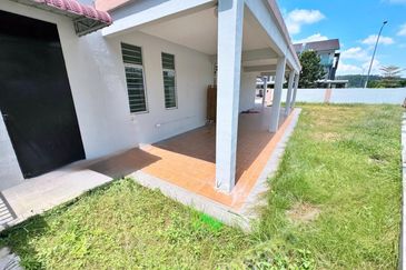 Bangi Avenue 3, Seksyen 7