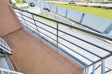 Bangi Avenue 3, Seksyen 7