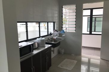 Cradleton @ Eco Majestic