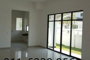 Cradleton @ Eco Majestic