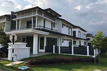 Tenderfields @ Eco Majestic