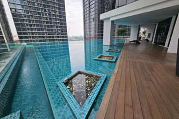 KL Gateway Premium Residence