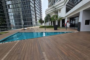 KL Gateway Premium Residence