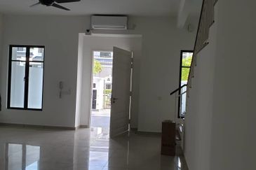 Cradleton @ Eco Majestic