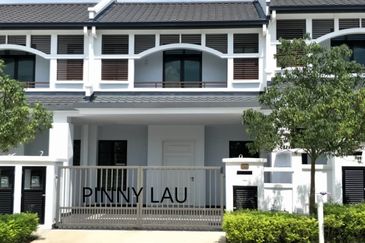 Cradleton @ Eco Majestic