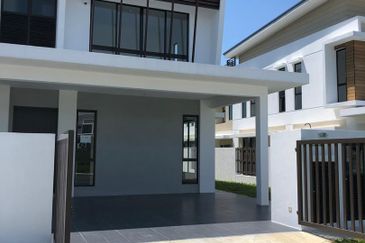 Everna @ Setia EcoHill