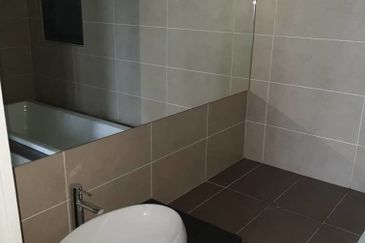 KL Gateway Premium Residence