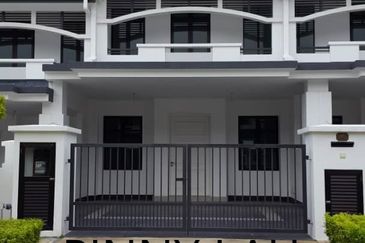 Cradleton @ Eco Majestic