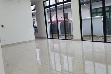 Tenderfields @ Eco Majestic