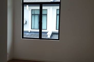 Cradleton @ Eco Majestic