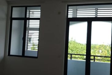 Cradleton @ Eco Majestic