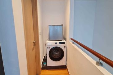 The Colony by Infinitum